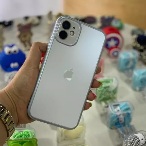 Case Lujo Glass Blanco Borde Gris Iphone11