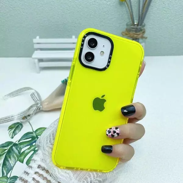 Case Translucido Verde Neón Iphone13pro