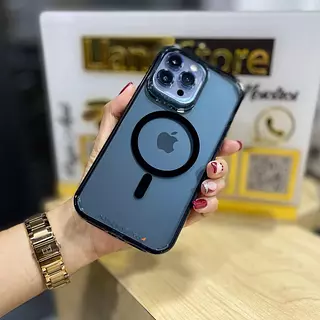 Case Magsafe Translucido Negro Gear Iphone12