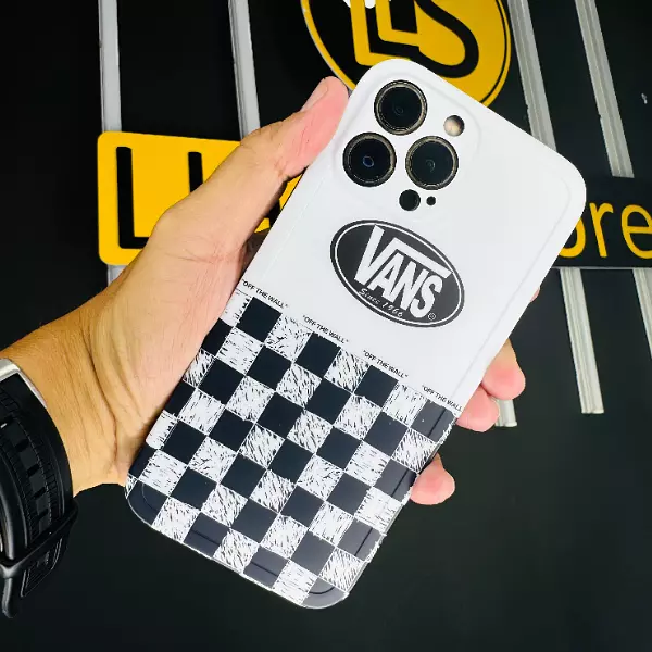 Case Diseño Vans Con Protector De Camaras Iphone 12 Pro+