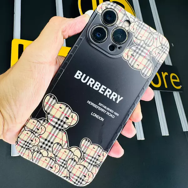 Case Diseño Burberry Protector Camaras Iphone 14