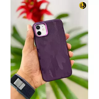 Case Holograma Camuflado Magsafe Morado Iphone 11