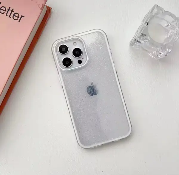 Case Escarcha Blanco Borde Blanco Iphone 15
